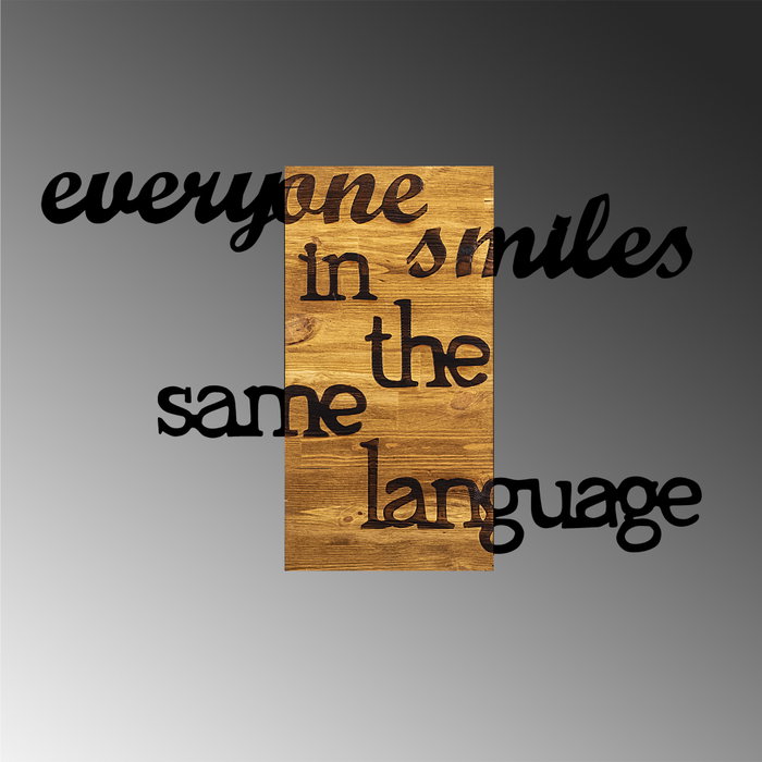 Wallity Everyone Smiles in The Same Language Escultura de pared Nogal y Negro Wallity Everyone Smiles in The Same Language Escultura de pared Nogal y Negro